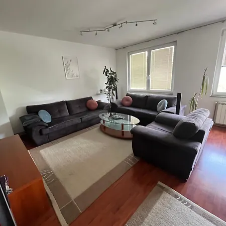 Apartment Apartman Asja